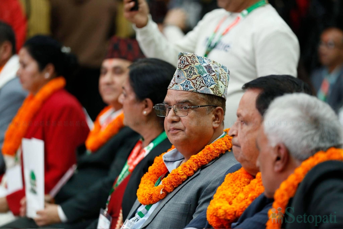 Nepali-Congress-Central-Members-Oath-16.jpg