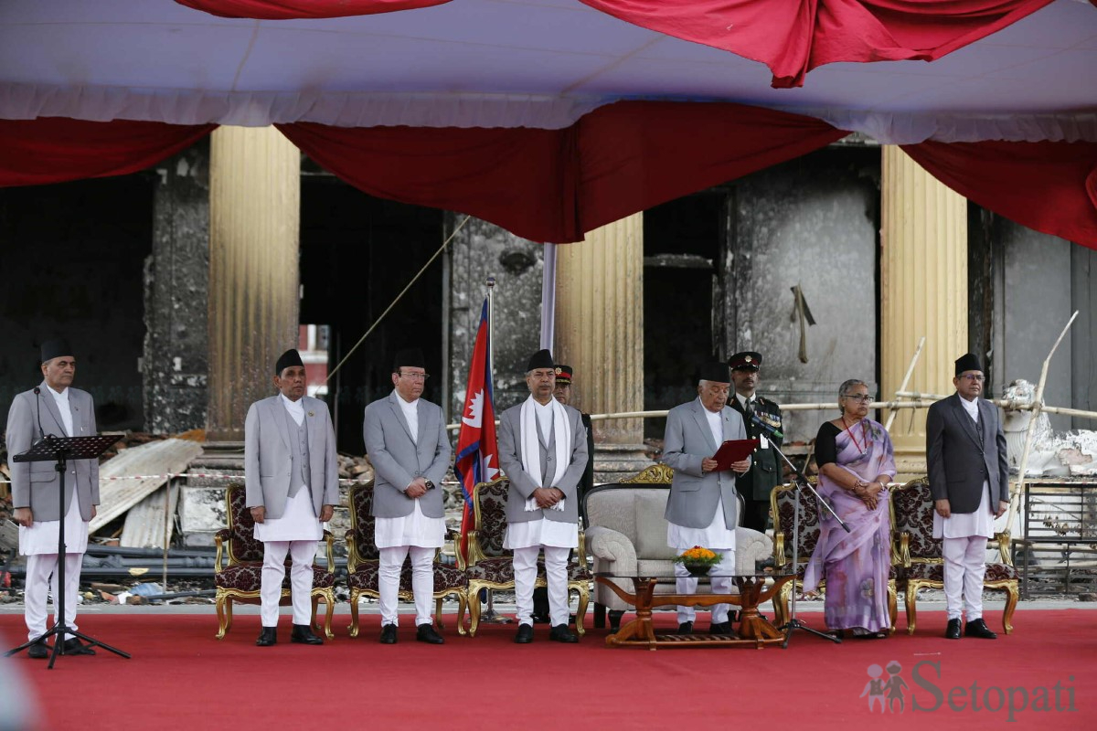 New-Ministers-Oath-08.jpg