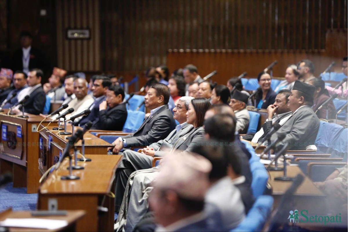 Opposition-Protest-Parliament-10.jpeg