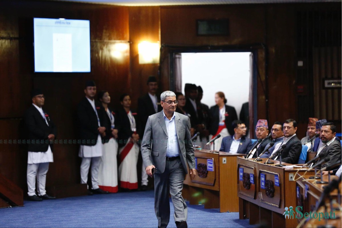 Opposition-Protest-Parliament-18.jpeg