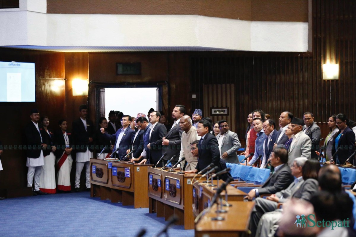 Opposition-Protest-Parliament-20.jpeg
