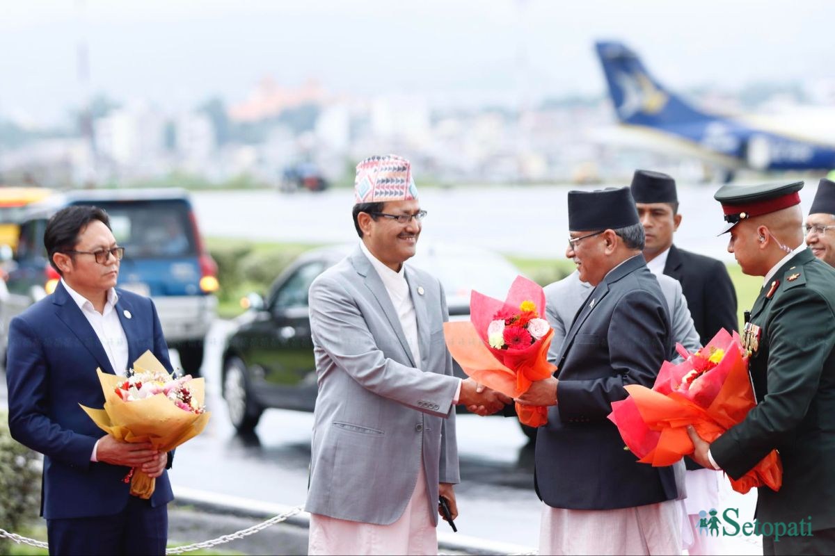PM-Dahal-Returns-From-Italy-08.jpeg
