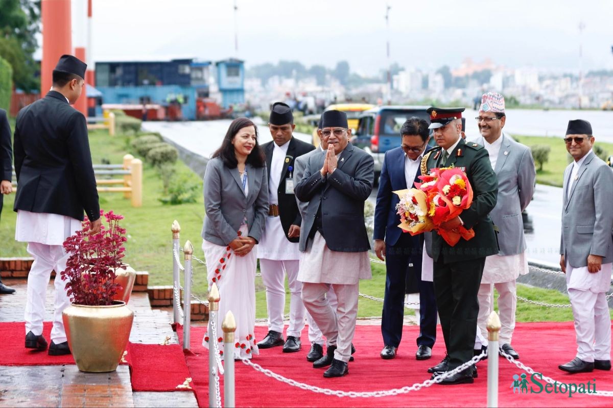PM-Dahal-Returns-From-Italy-12.jpeg