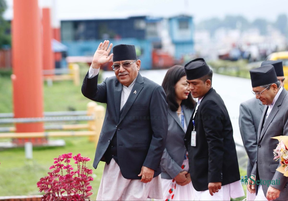 PM-Dahal-Returns-From-Italy-13.jpeg