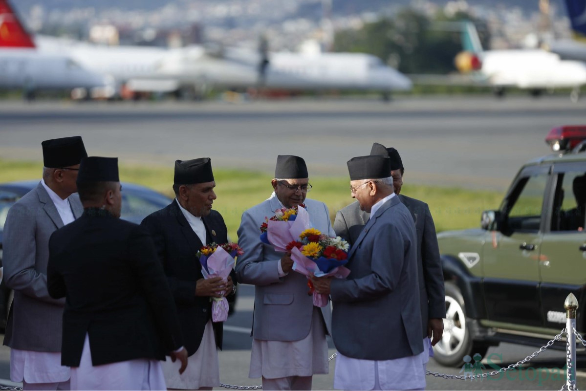 PM-Oli-Returns-01.jpg