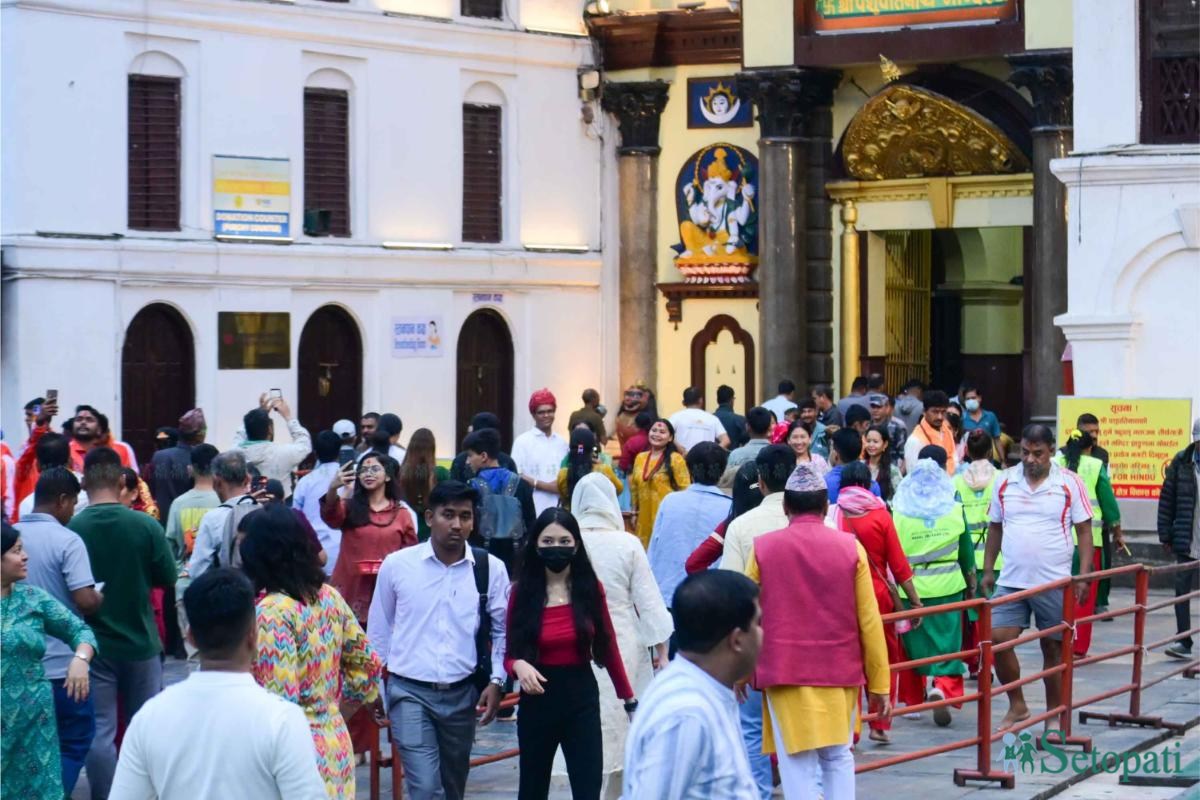 Pashupati-Shrawan-First-18.jpeg