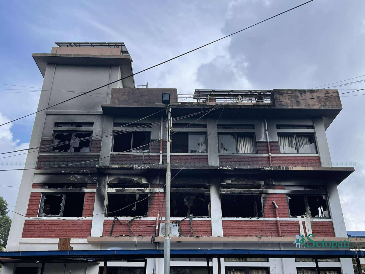 Pokhara-Govt-Offices-Arson-03.jpg