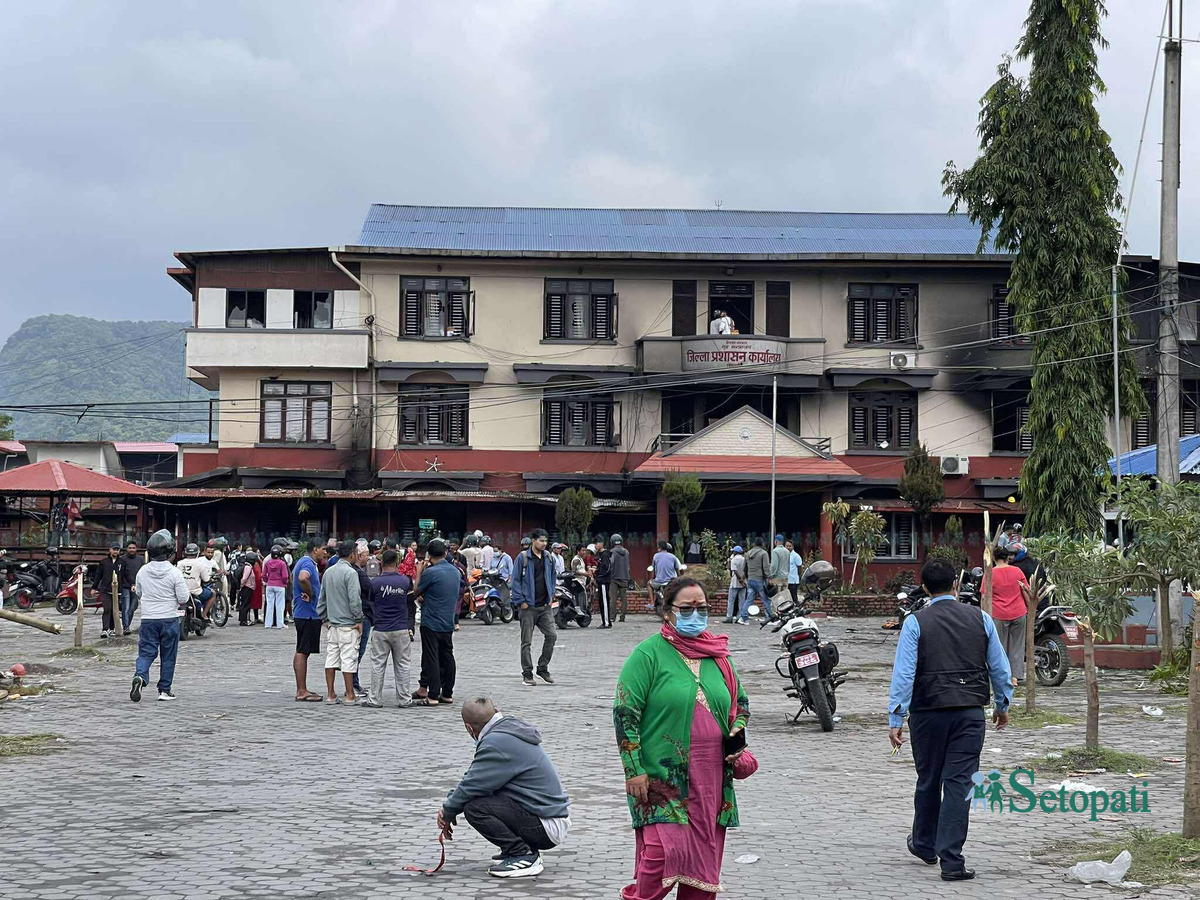 Pokhara-Govt-Offices-Arson-11.jpg