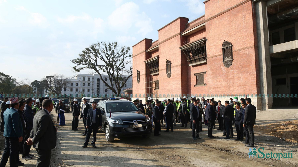 President-Parliament-Inspection-02.jpg