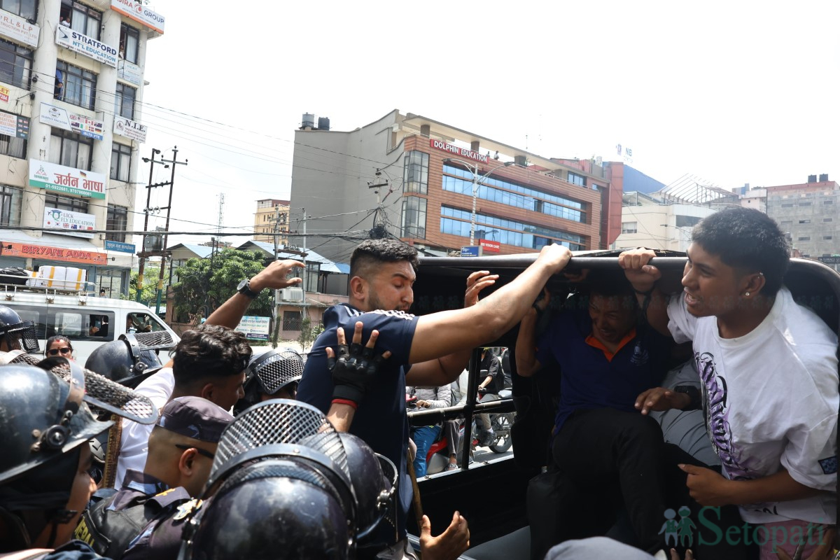 Protest-for-Rebika-04.jpg