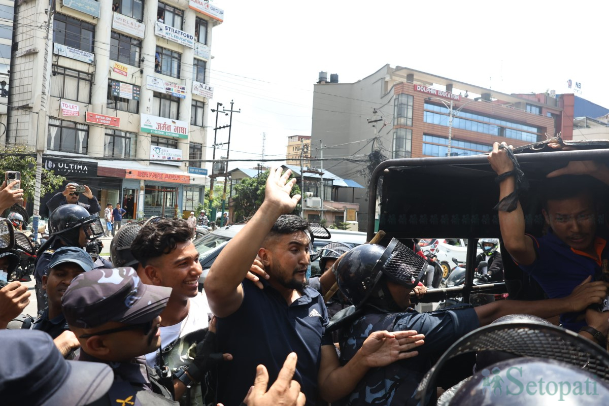 Protest-for-Rebika-05.jpg