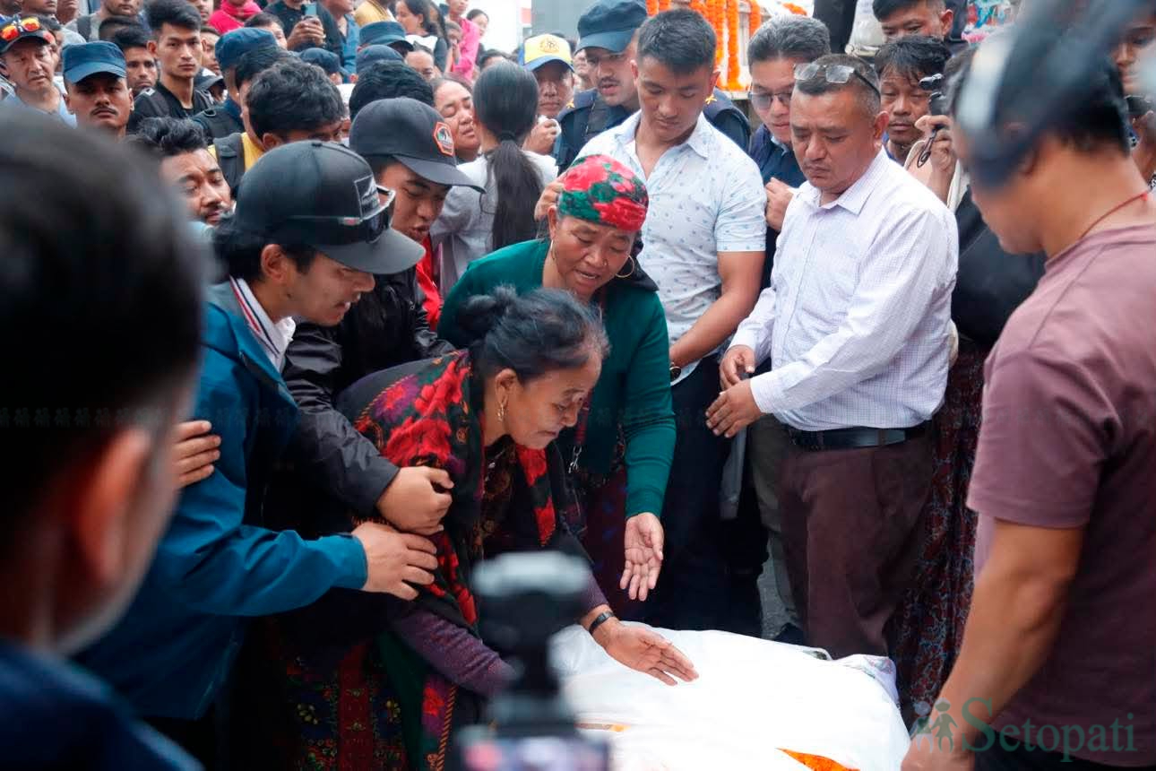 Pur-Bahadur-Gurung-Body-03.jpg