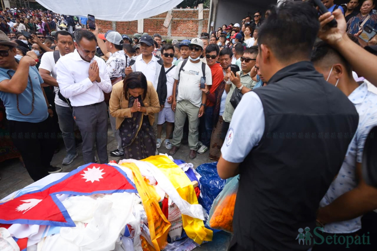 Pur-Bahadur-Gurung-Last-Rites-01.jpg