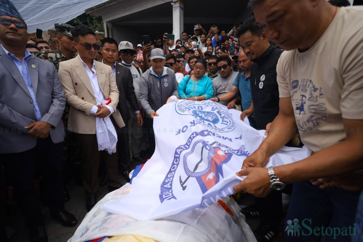 Pur-Bahadur-Gurung-Last-Rites-02.jpg