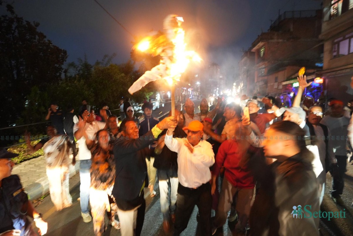 RPP-Nepal-Burn-Effigies-04.jpeg