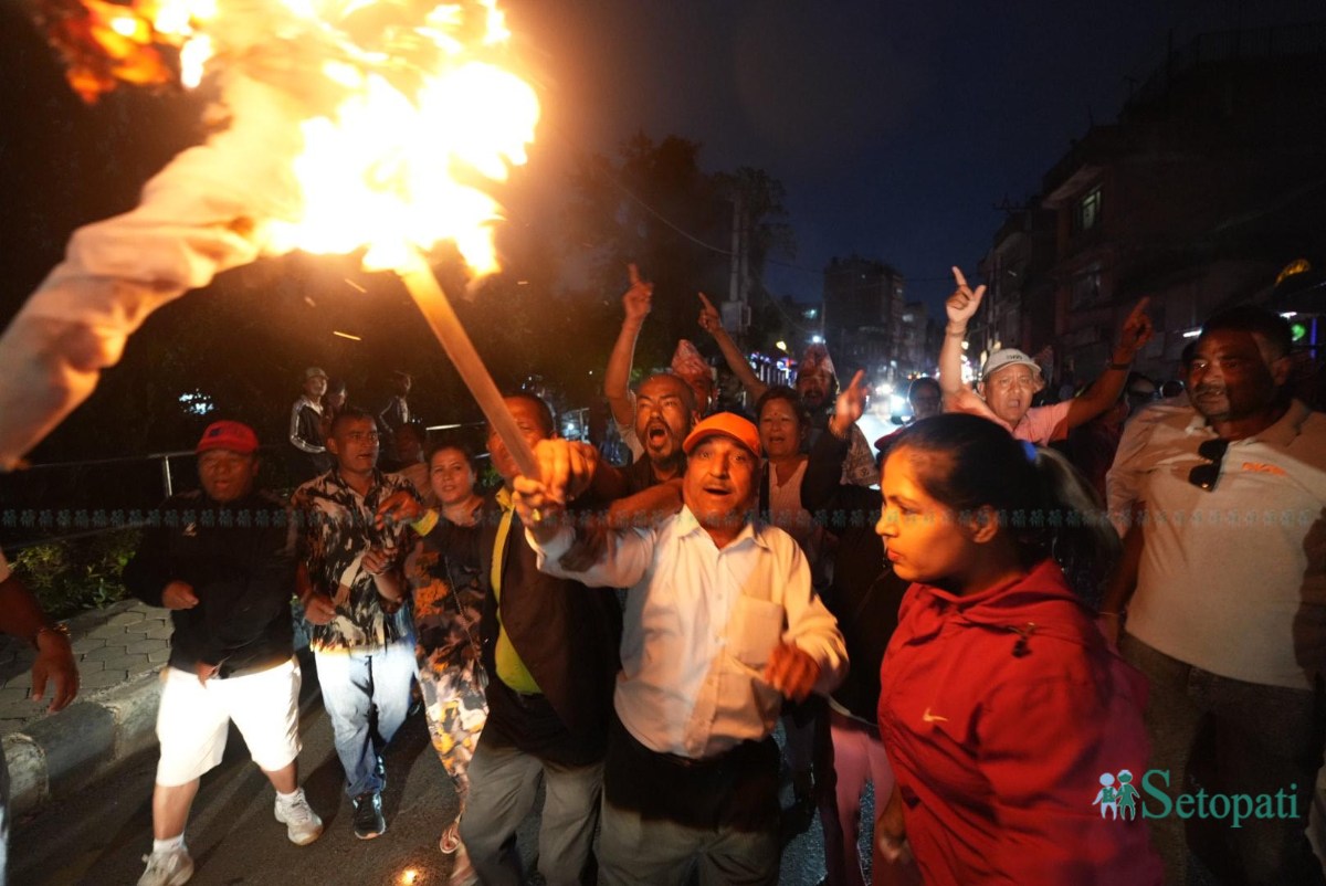RPP-Nepal-Burn-Effigies-05.jpeg