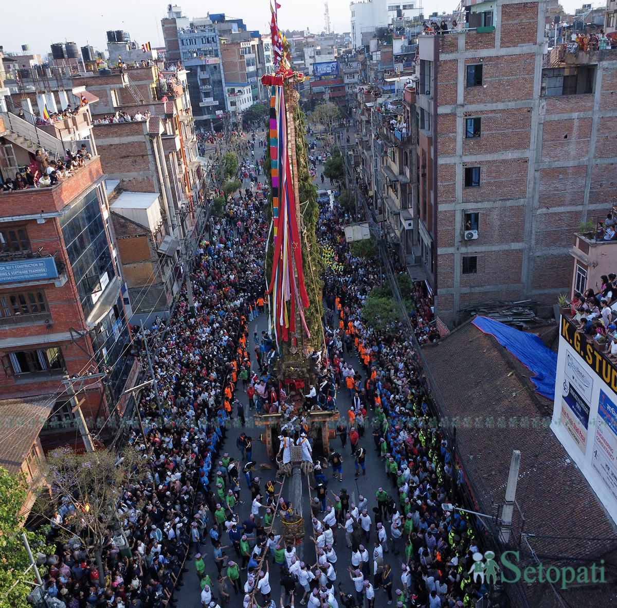 Rato-Machchhindranath-Jatra-Begins-03.jpg