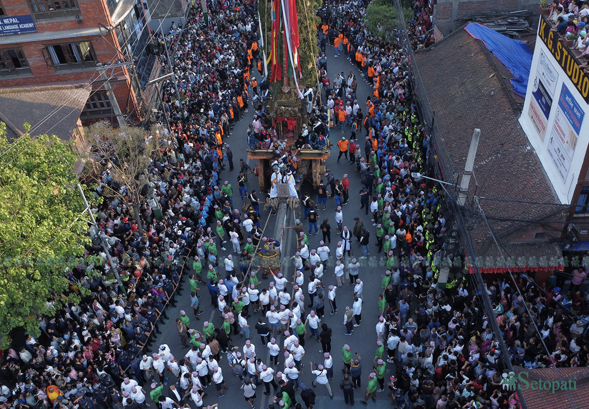 Rato-Machchhindranath-Jatra-Begins-04.jpg