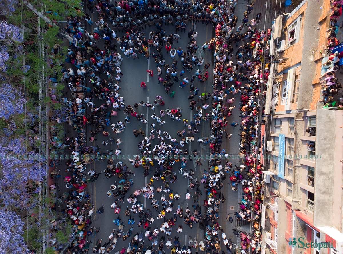 Rato-Machchhindranath-Jatra-03.jpg