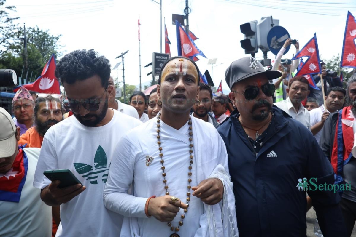 Royalists-Demo-Baber-Mahal-04.jpeg