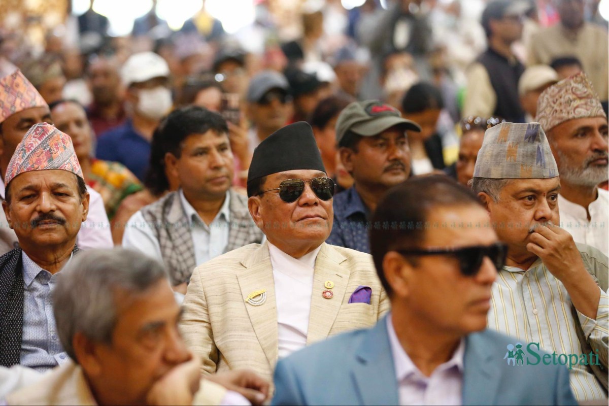 Royalists-Press-Conference-06.jpeg