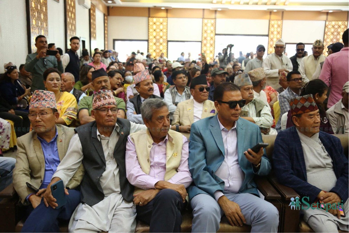 Royalists-Press-Conference-13.jpeg