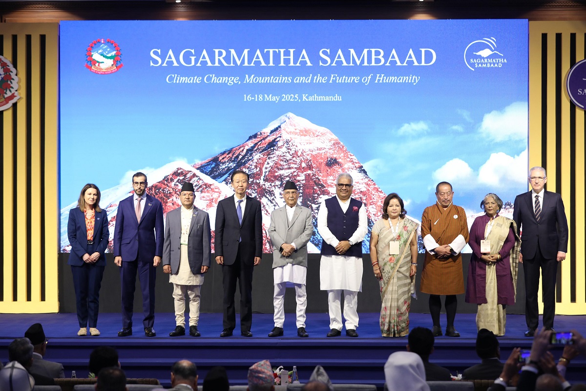 Photos: Prime Minister's Secretariat and RSS