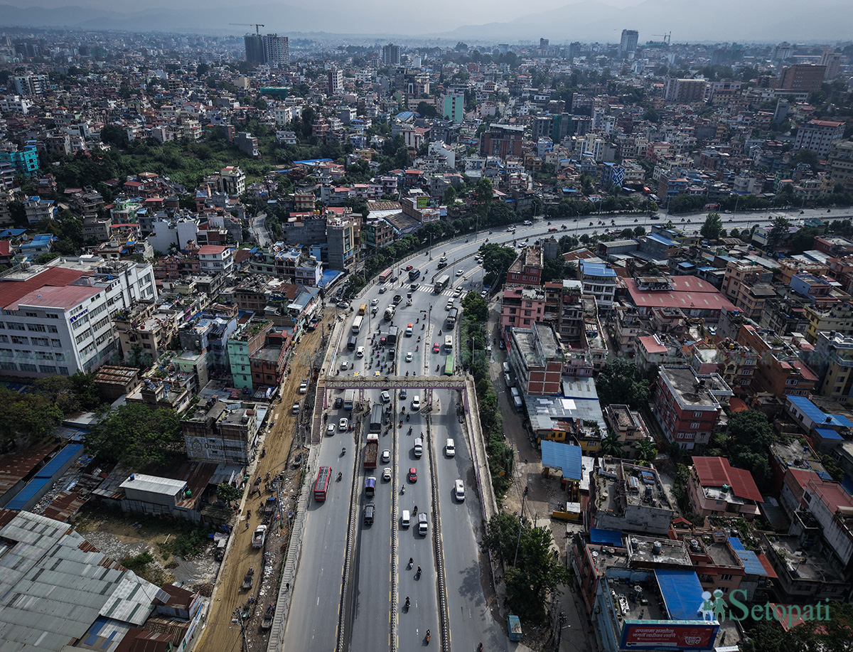 Sanepa-Overhead-Bridge-03.jpg