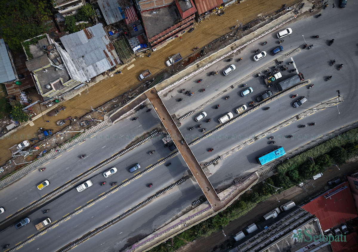 Sanepa-Overhead-Bridge-04.jpg