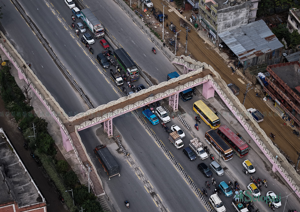Sanepa-Overhead-Bridge-05.jpg