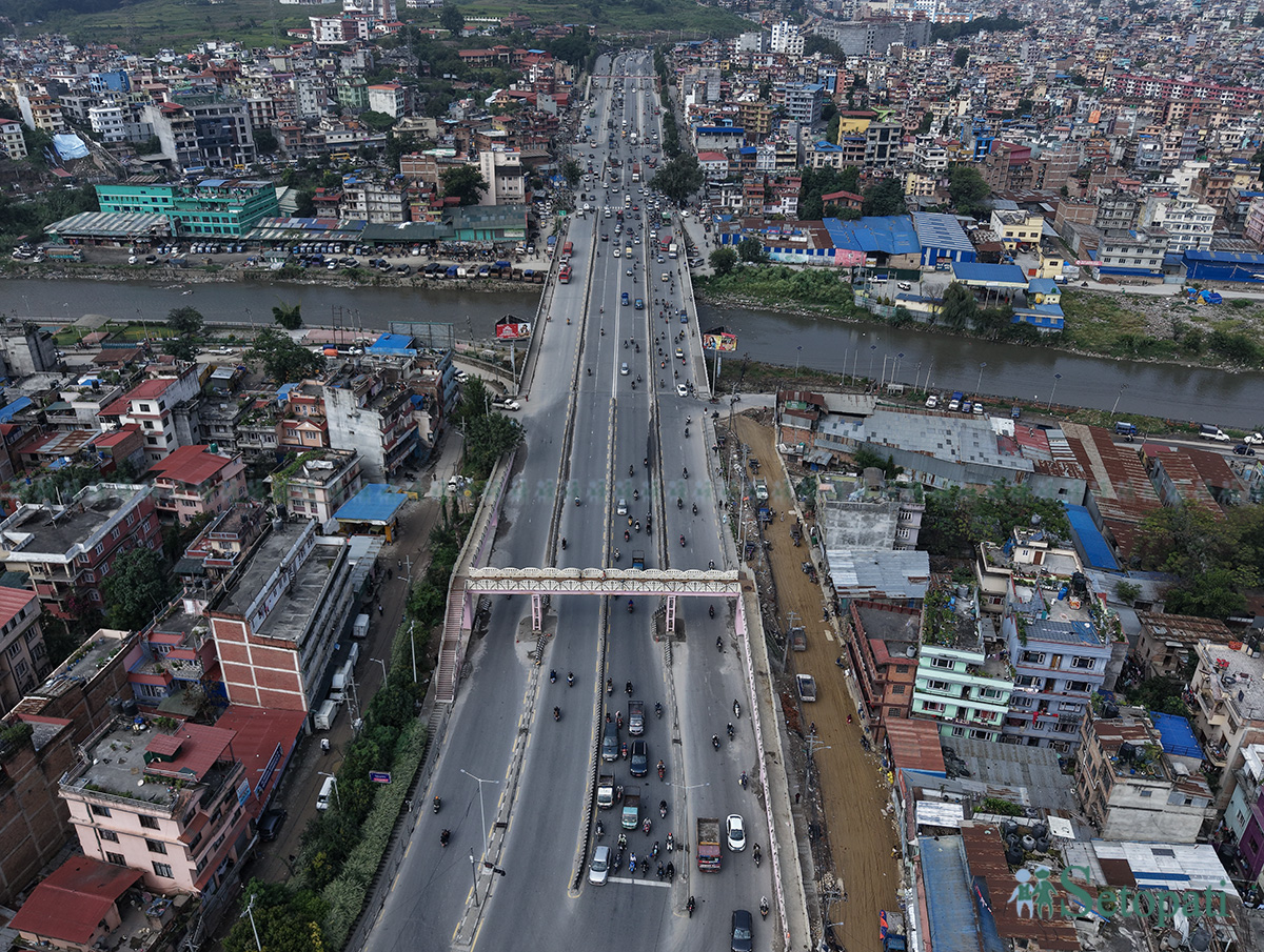 Sanepa-Overhead-Bridge-07.jpg
