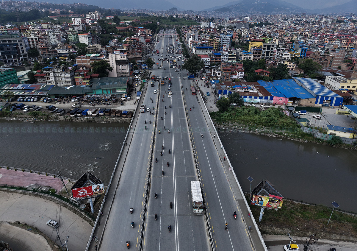Sanepa-Overhead-Bridge-08.jpg