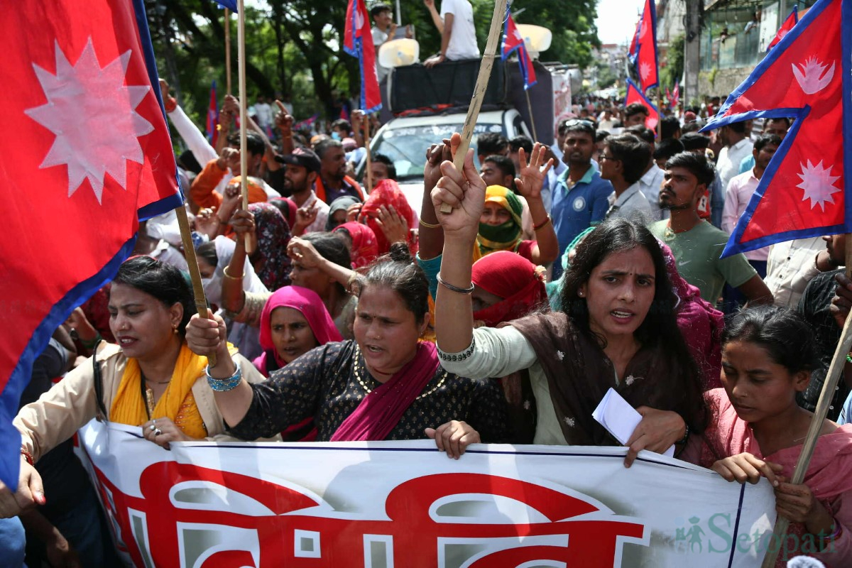Scrap-Dealers-Picket-KMC-02.jpg