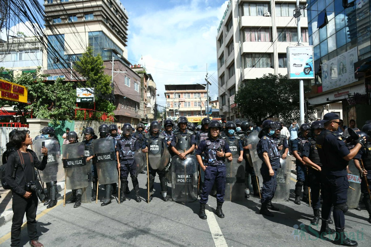 Scrap-Dealers-Picket-KMC-05.jpg