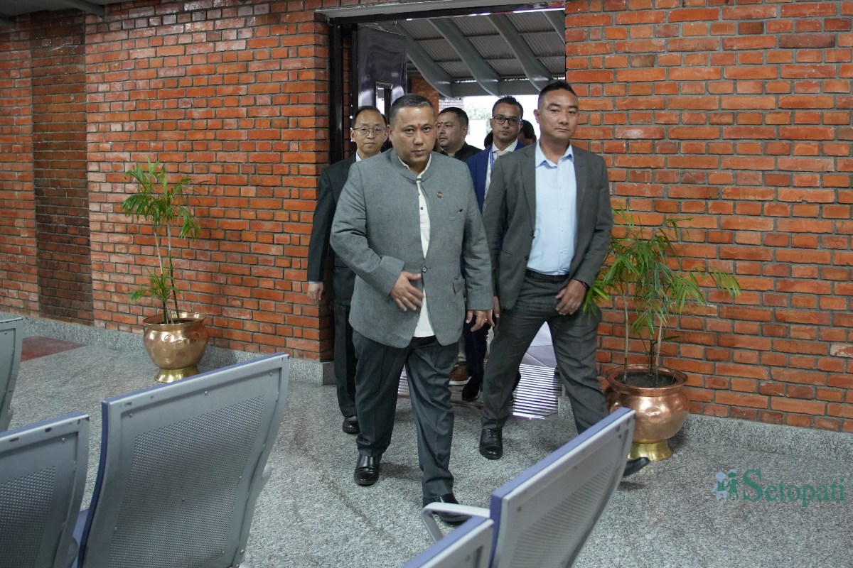 Shishir-Khanal-US-Departure-03.jpeg