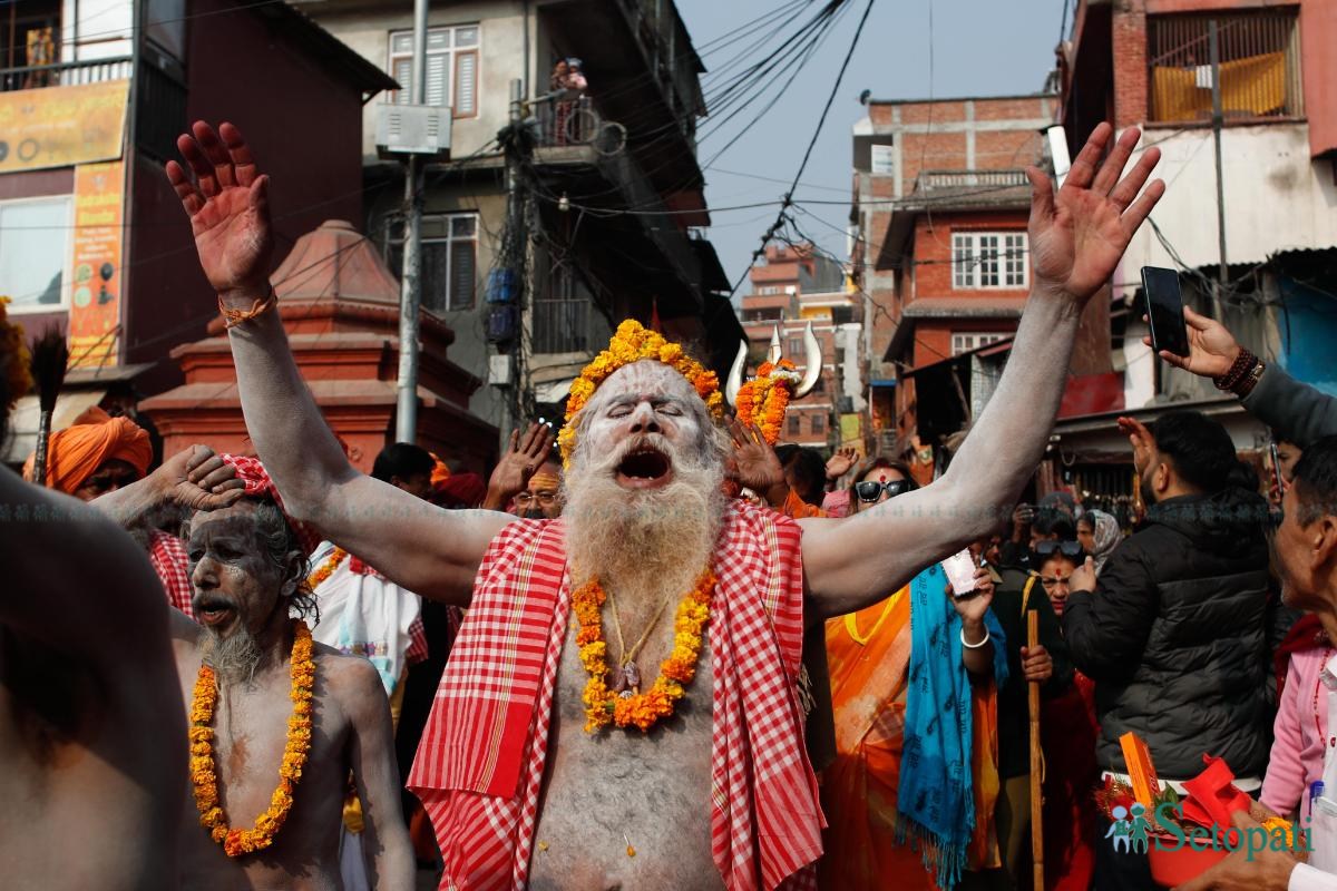 Shivaratri-Sadhus-07.jpeg