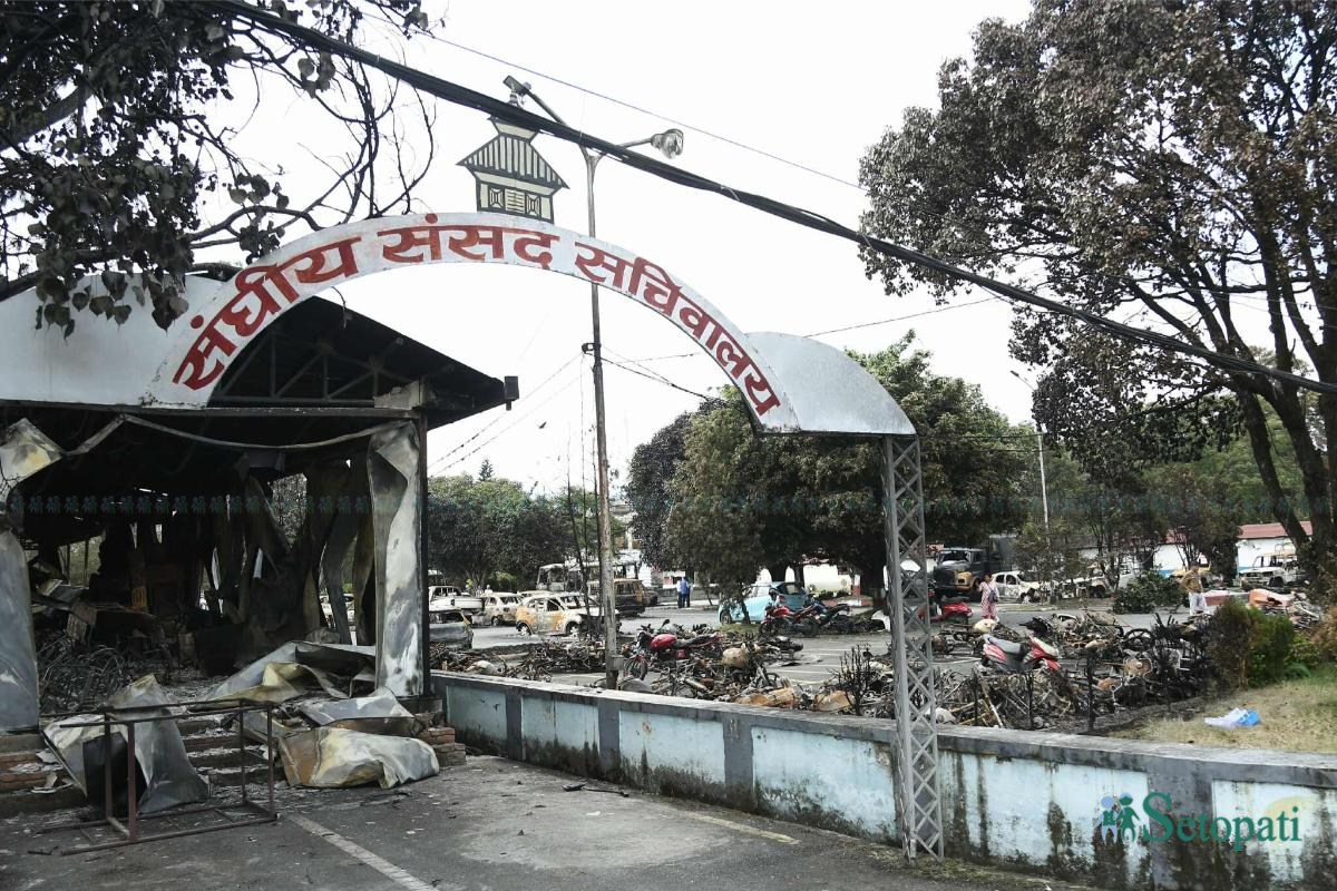 Singha-Durbar-After-Fire-12.jpeg