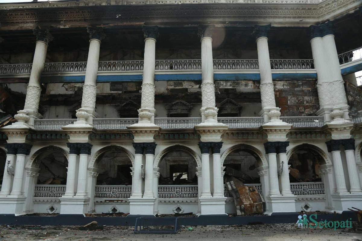 Singha-Durbar-After-Fire-13.jpeg