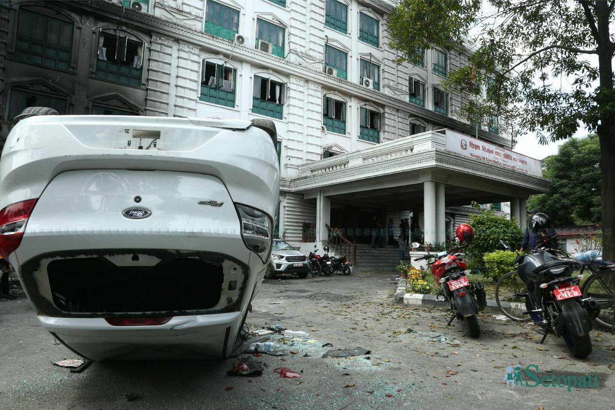 Singha-Durbar-After-Fire-17.jpeg