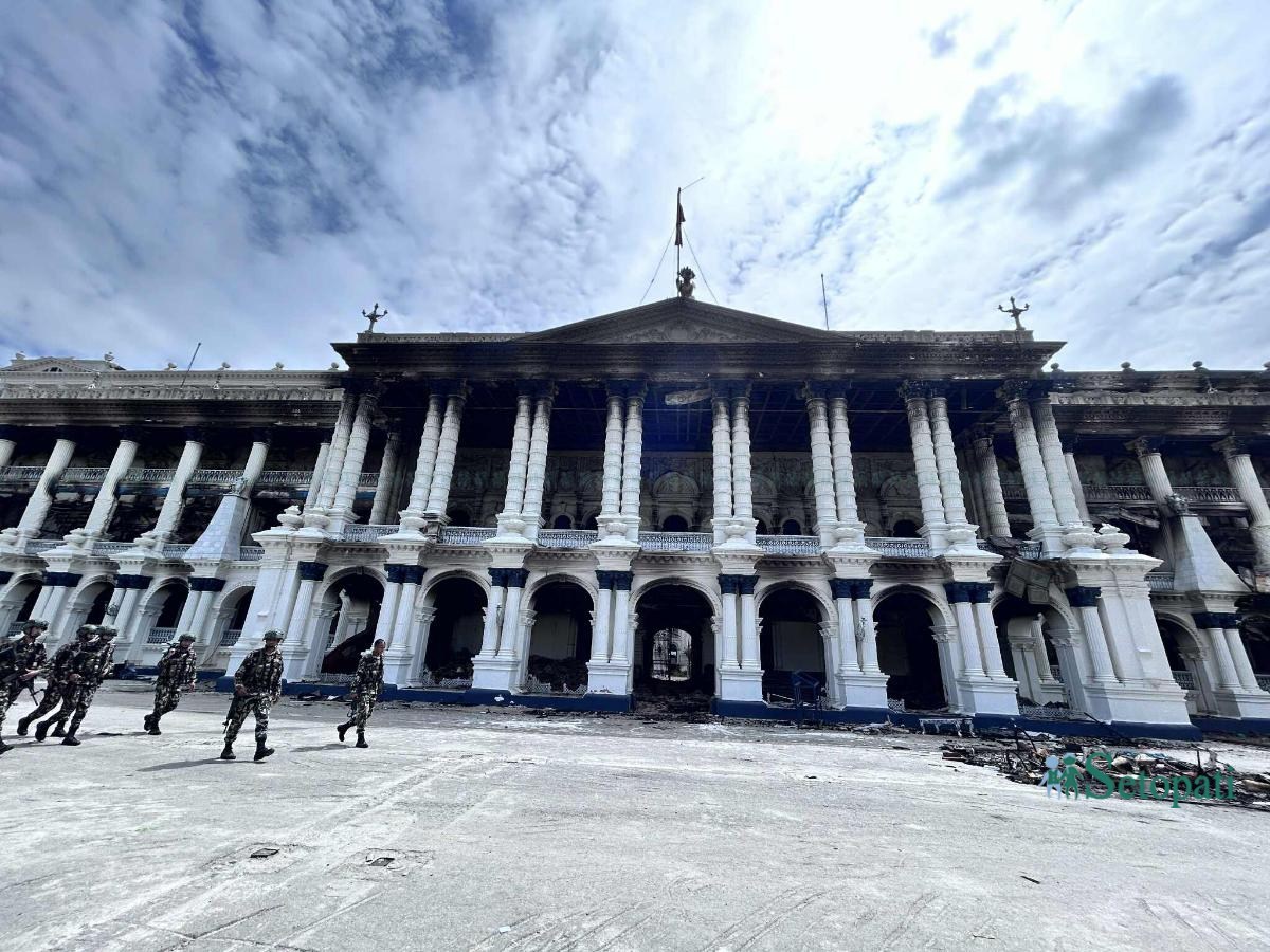 Singha-Durbar-After-Fire-21.jpeg