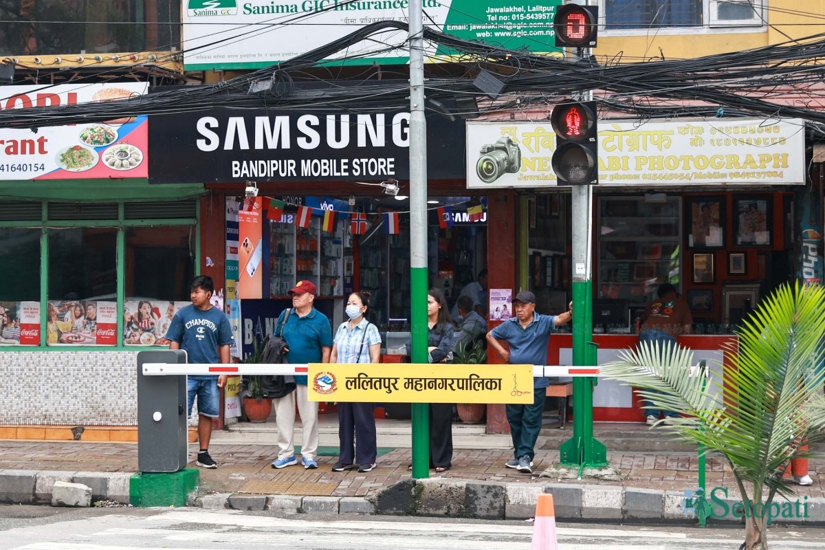 Smart-Safety-Barriers-Jawalakhel-04.jpeg