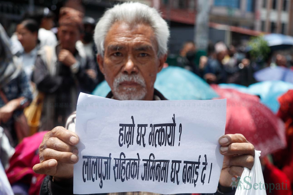 Squatter-Front-Protest-03.jpg