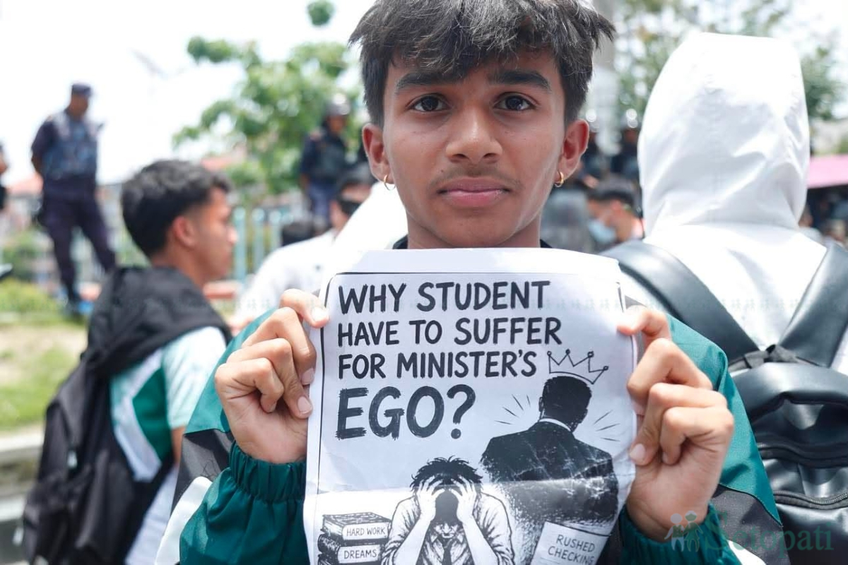 Students-Protest-01.jpg