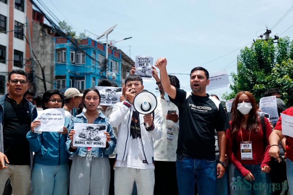 Students-Protest-06.jpg