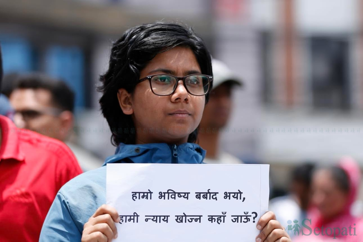 Students-Protest-09.jpg