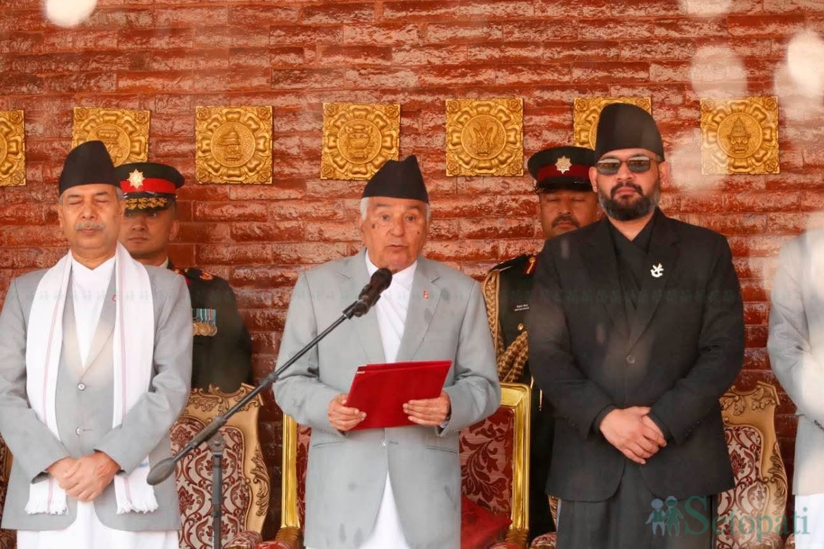Sudan-Gurung-Mahabir-Pun-Oath-04.jpg