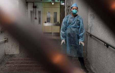 China’s daily death toll from new virus has topped 100 for first time, with more than 1,000 total deaths recorded, the health ministry announced Tuesday, as the spread of the contagion shows little sign of abating while exacting an ever-rising cost.
