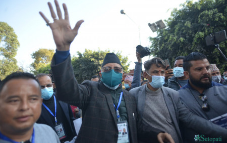 Shekhar Koirala (with raised hand) ahead of voting for runoff.