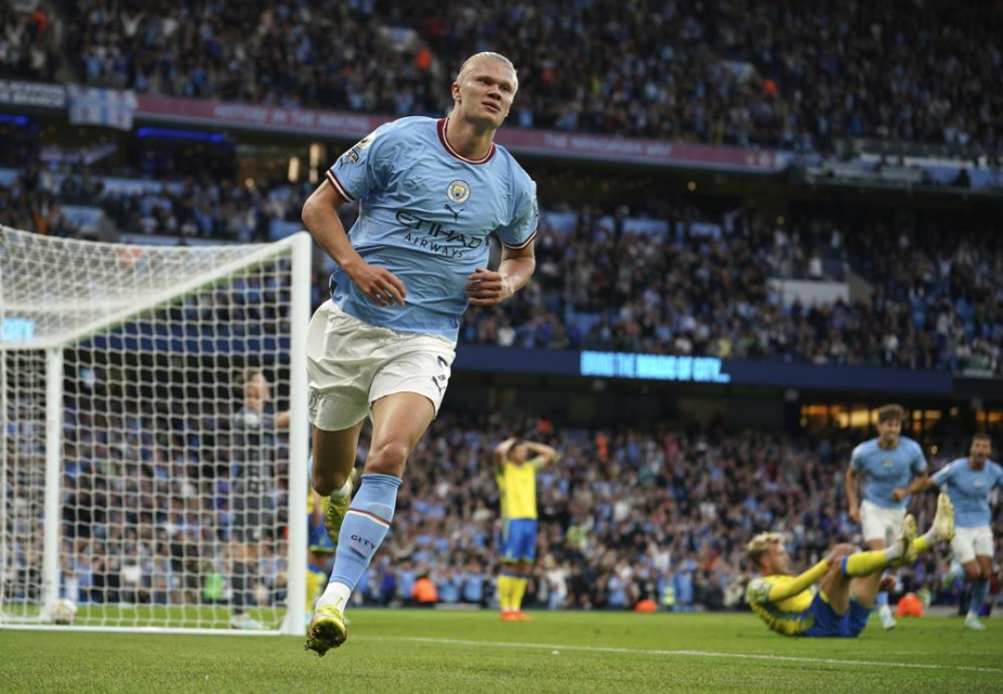Manchester City's Erling Haaland celebrates after scoring his side's opening goal during the English Premier League soccer match against Nottingham Forest at Etihad Stadium in Manchester, England, Wednesday, Aug 31, 2022. (AP/RSS Photo)