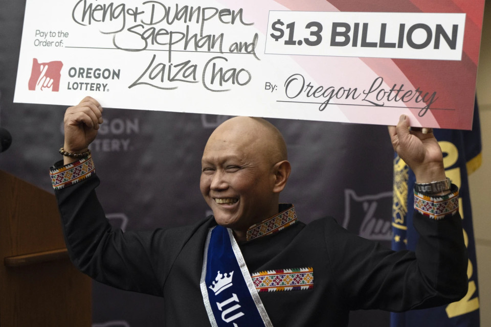 One of the winners of a $1.3 billion Powerball jackpot last month is an immigrant from Laos who has had cancer for eight years and had his latest chemotherapy treatment last week. AP/RSS Photo